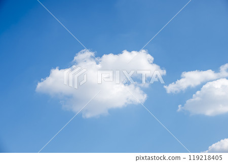 Autumn sky, blue sky, sunny, October, sky image [Tokyo] 119218405