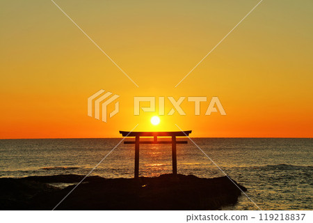茨城縣大洗磯崎神社的日出 119218837