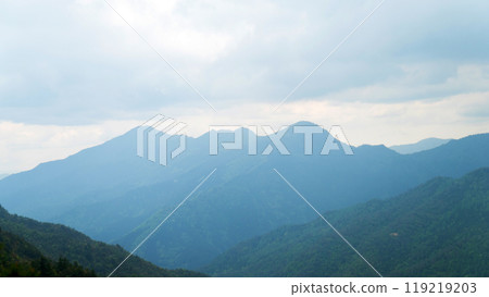 東出石山 石錘山脈 119219203