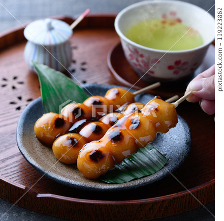 日式甜點禦手洗團子 119223862