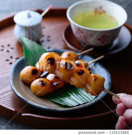 Japanese sweets: Mitarashi dango Japanese sweets: Mitarashi dango 119223868
