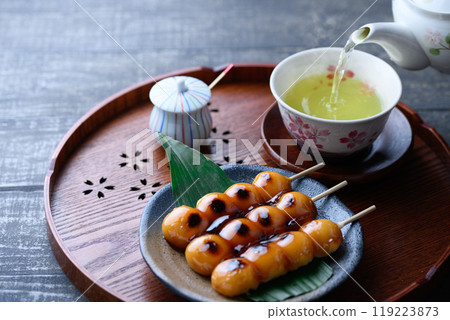 日式甜點禦手洗團子 119223873