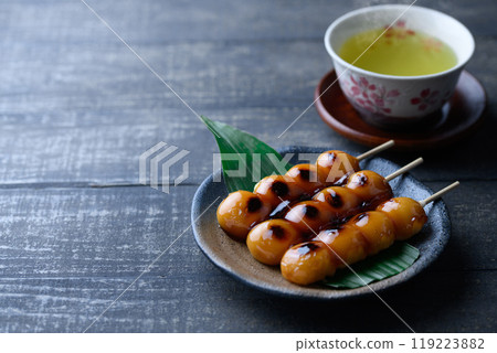 Japanese sweets: Mitarashi dango 119223882