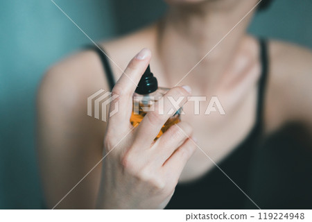 女士香水 119224948