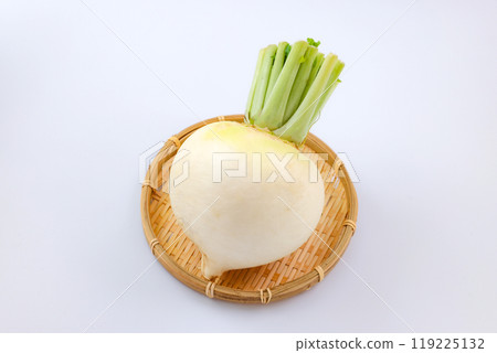 Turnip, strainer 119225132