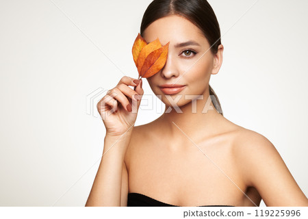 Autumn portrait of beautiful woman with clean fresh skin 119225996