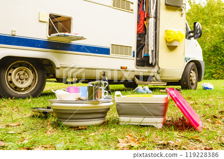 Clean dishes drying on fresh air, camping outdoor 119228386
