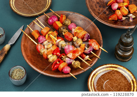 Vegetarian shashlik or kebab from vegetables. 119228870