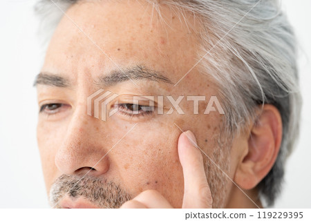 Men's Beauty, Spots, Close-up, Eyes Men's Beauty, Spots, Close-up, Eyes 119229395