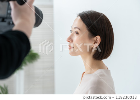 Middle-aged woman beauty photography Middle-aged woman beauty photography 119230018