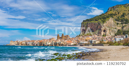Panoramic view of Cefalu, town on Tyrrhenian coast of Sicily, Italy 119230702