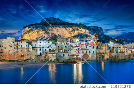 Sunset view of beautiful Cefalu, small resort town on Tyrrhenian coast of Sicily, Italy Sunset view of beautiful Cefalu, small resort town on Tyrrhenian coast of Sicily, Italy 119231278