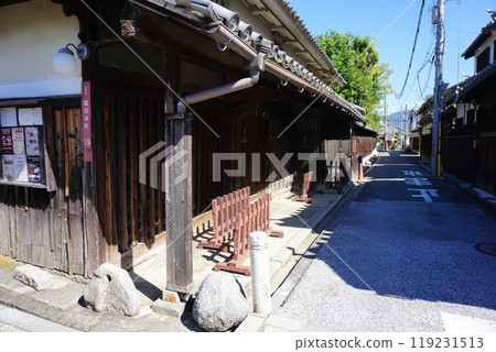 Tondabayashi-cho 119231513