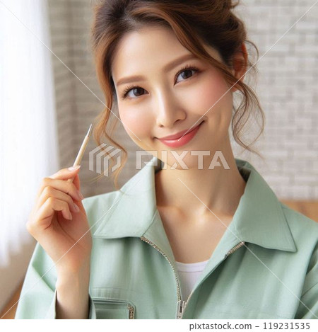 女人換上工作服 119231535