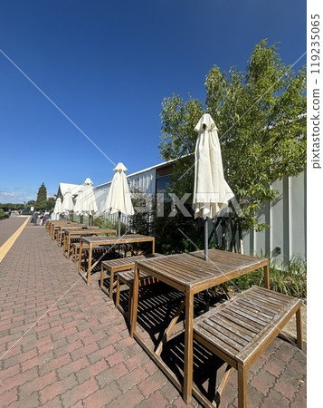 Parasol and table Parasol and table 119235065