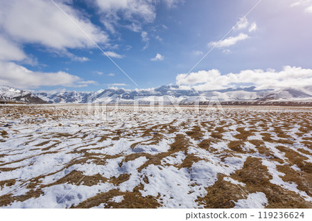 Beauty Pamir mountains near Murghab, the highest town in Tajikistan 119236624