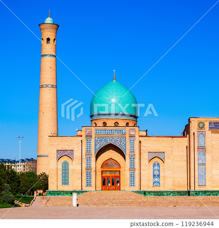 Hazrati Imam Mosque and Madrasah complex 119236944