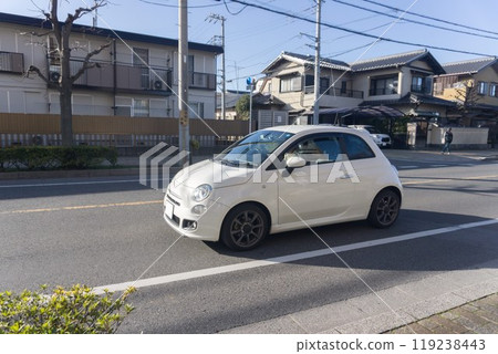 小客車道路行駛 小客車道路行駛 119238443