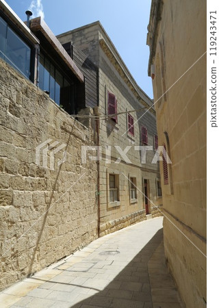 The silent city of Mdina 119243471