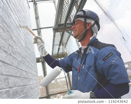 Residential Painting 84 Wall Exterior Painting Roller Painting Residential Painting 84 Wall Exterior Painting Roller Painting 119243642