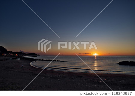 Sunset at the location where Comet Zijinshan-Atlas (C/2023 A3) was photographed 119243957