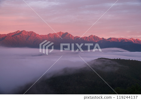 Morgen Roth of the North Alps Morgen Roth of the North Alps 119244137