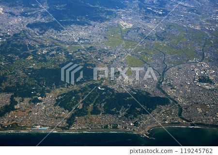 [Aerial view] Along the coast of Kanagawa Prefecture (Oiso - Hiratsuka - Hadano - Ebina - Atsugi) 119245762