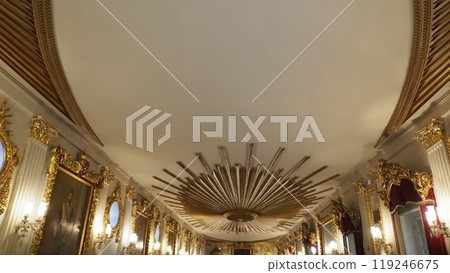 開羅馬尼阿宮 119246675