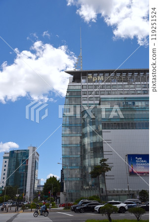 藍天和建築 藍天和建築 119251524