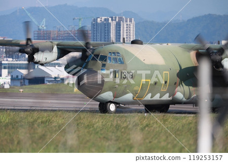 Transport aircraft 119253157