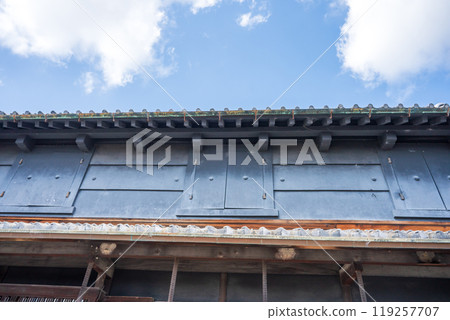 Photographing the old streetscape of Shinmachi-dori, a designated nationally important preservation district for groups of traditional buildings in Gojo City, Nara Prefecture 119257707