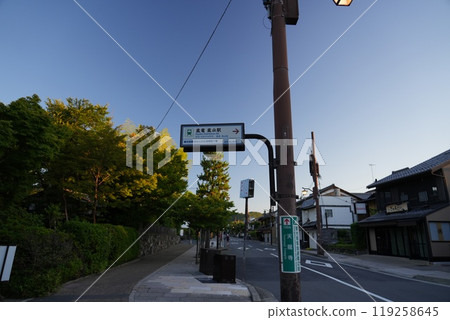 [Kyoto Arashiyama] Early morning at Keifuku Electric Railway Arashiyama Station 119258645