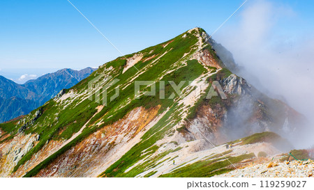 Autumn climbing of Mt. Karamatsu (from the summit lodge to the summit) 119259027