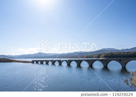 北海道上士幌町,秋日晴朗的舊國鐵志幌線 Taushubetsu 河大橋 北海道上士幌町,秋日晴朗的舊國鐵志幌線 Taushubetsu 河大橋 119259229