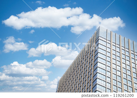 Image of office building 119261200