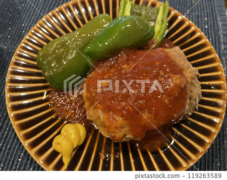 Hamburger and peppers Hamburger and peppers 119263589