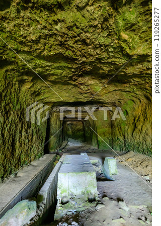 Oxygen compression pump room cavern in early autumn (Ogami Kaiten training base), Hinode Town, Oita Prefecture 119265277