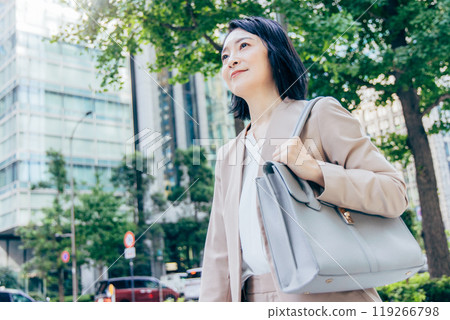 外面的女商人 119266798