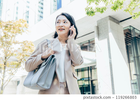 女性商業場景 119266803