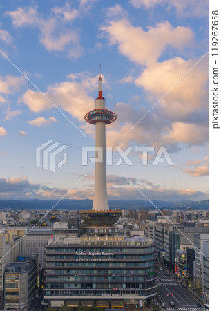 Kyoto Tower at dusk (JR Kyoto Station) Kyoto Tower at dusk (JR Kyoto Station) 119267658