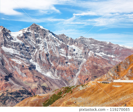 Incredible view of moutaine scenery at Grossglockner High Alpine Road during autumn. Incredible view of moutaine scenery at Grossglockner High Alpine Road during autumn. 119270085