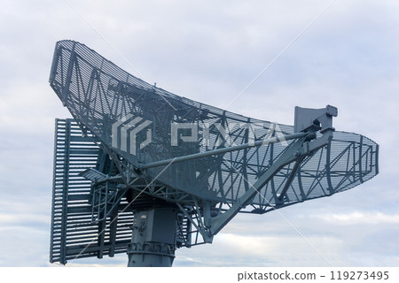 military background, ship radar for detection of aircraft 119273495
