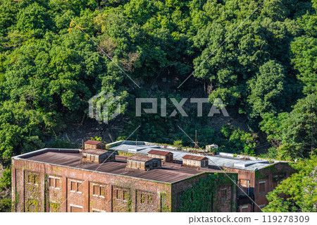 Remains below Amagase Dam: Former Ujigawa Electric Shizugawa Power Plant, Uji City, Kyoto Prefecture 119278309