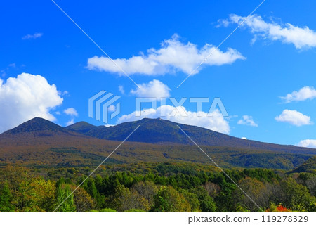 一座晴朗的天氣 一座晴朗的天氣 119278329