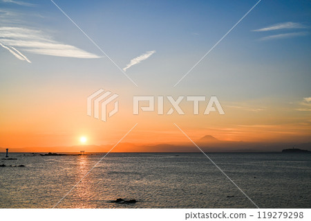 Sunset from Morito Beach in Hayama, Kanagawa Prefecture 119279298