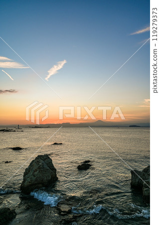 Sunset from Morito Beach in Hayama, Kanagawa Prefecture 119279373