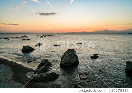 Sunset from Morito Beach in Hayama, Kanagawa Prefecture 119279381