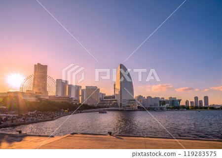 Yokohama cityscape in Japan in October. View of the Intercontinental Hotel and other facilities from the passenger ship terminal at Shinko Pier (October 13th) Yokohama cityscape in Japan in October. View of the Intercontinental Hotel and other facilities from the passenger ship terminal at Shinko Pier (October 13th) 119283575
