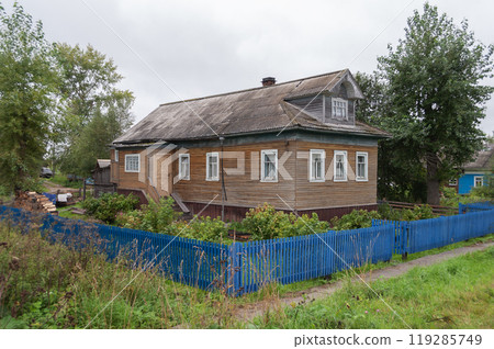 Country wooden house in the village 119285749