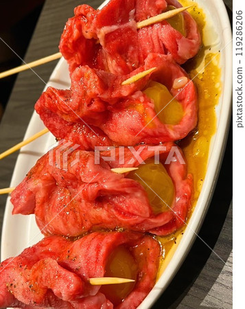 Lantern loin 119286206